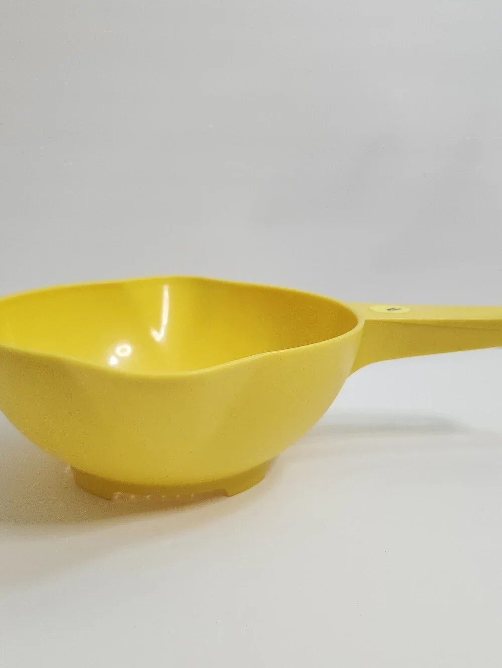 Vintage 80s Tupperware 1 Quart Lemon Yellow Colander/Strainer 1200-4 11X8